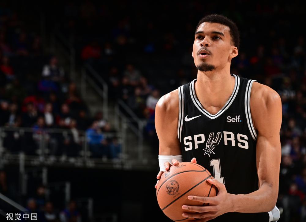 他的激励让 他的激励让