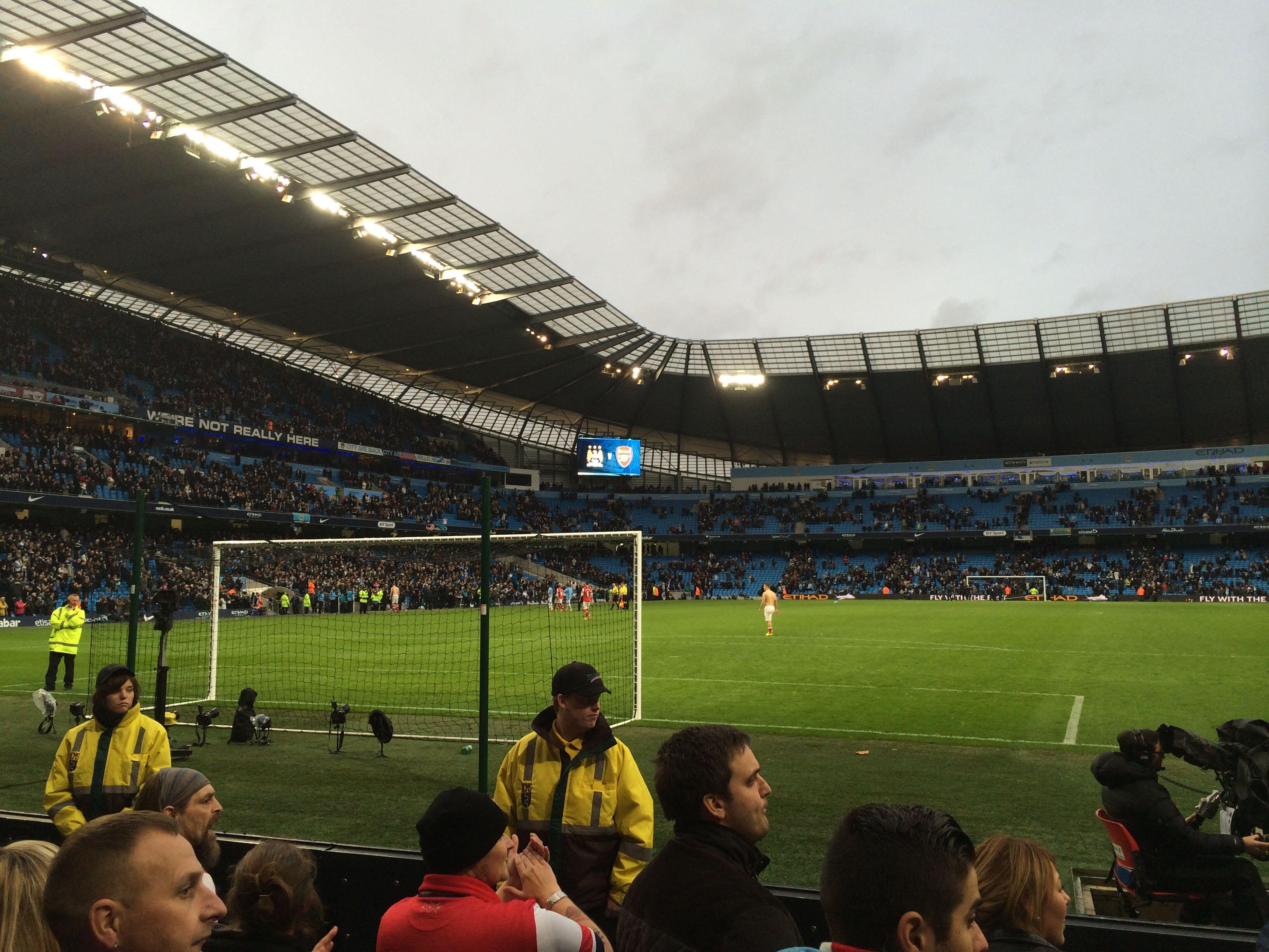 尤其是中场 尤其是中场