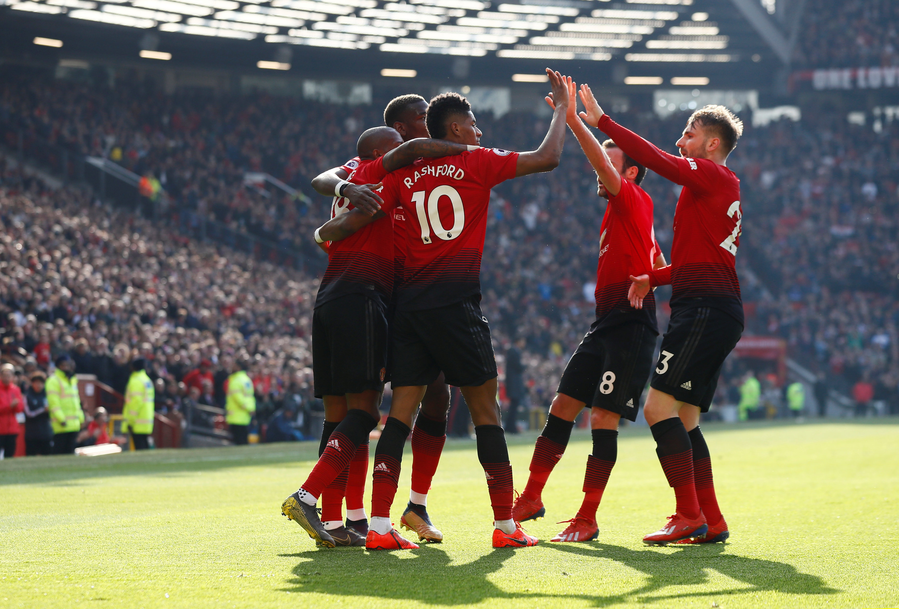 申花队长吴 申花队长吴